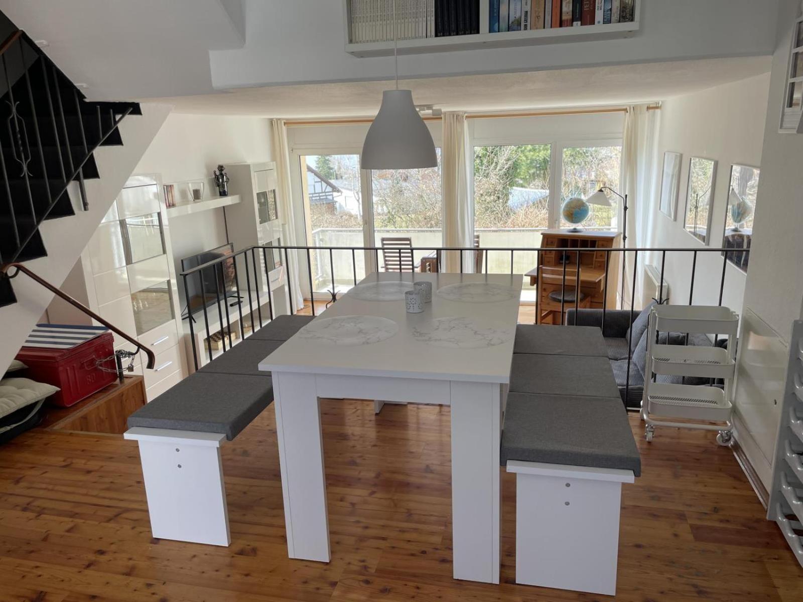 Gemutliche 93M2Fewo Mit 2 Schlafzimmern Und Seitlichem Seeblick Vom Balkon Scheid  Ngoại thất bức ảnh